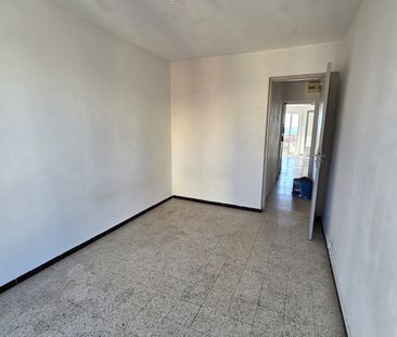 Location Appartement 3 pièces 52m² MARSEILLE 2ème - Photo 3