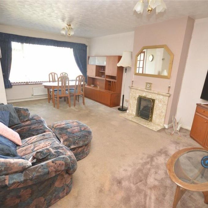 3 bedroom bungalow to rent - Photo 1