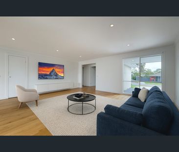 5 Nullica Court, Berwick, Vic 3806 - Photo 3