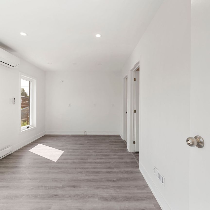 For Lease - 531 Delaware Avenue Unit# 2FL, Toronto, Ontario - Photo 1