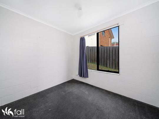 Conveniently located and well maintained - Photo 1