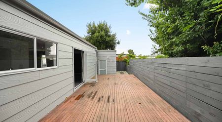 Cutie on Clarkin - Photo 2