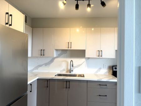 For Lease - 20 Forest Manor Road Unit# 706, Toronto, Ontario - Photo 2