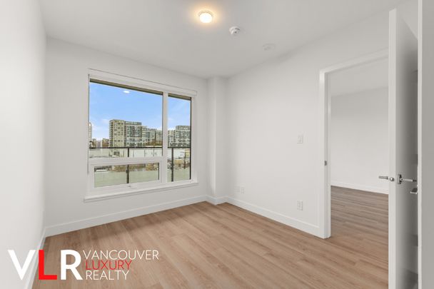 None in Richmond, BC - Photo 1