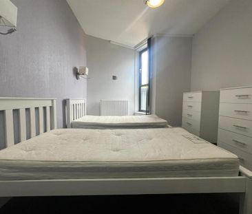 2 bedroom flat to rent - Photo 5