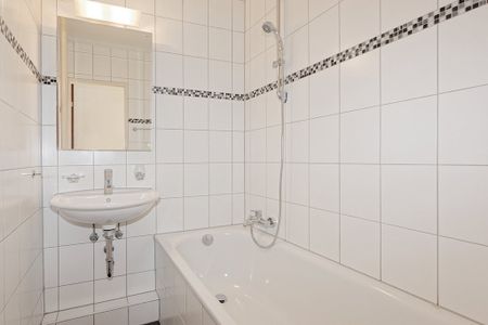 Rent a 3 rooms apartment in Basel - Foto 3