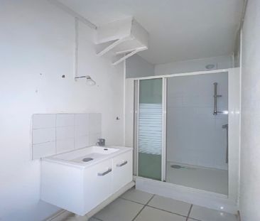 Location Appartement 1 pièce 27m² - Photo 3