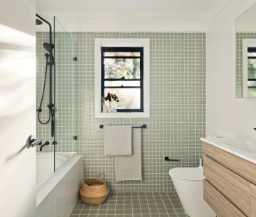 A leafy oasis in a modern boutique complex - Photo 2