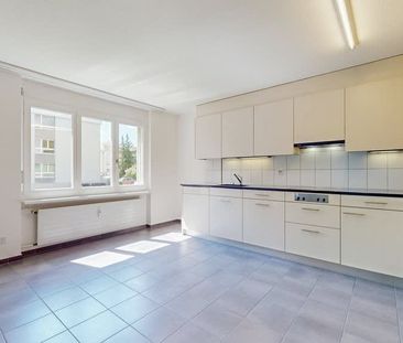4.5 Zimmer, 109 m², 4. Stock - Photo 2