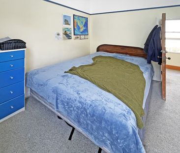 127 Wallace Street, Mount Cook Wellington. - Photo 2