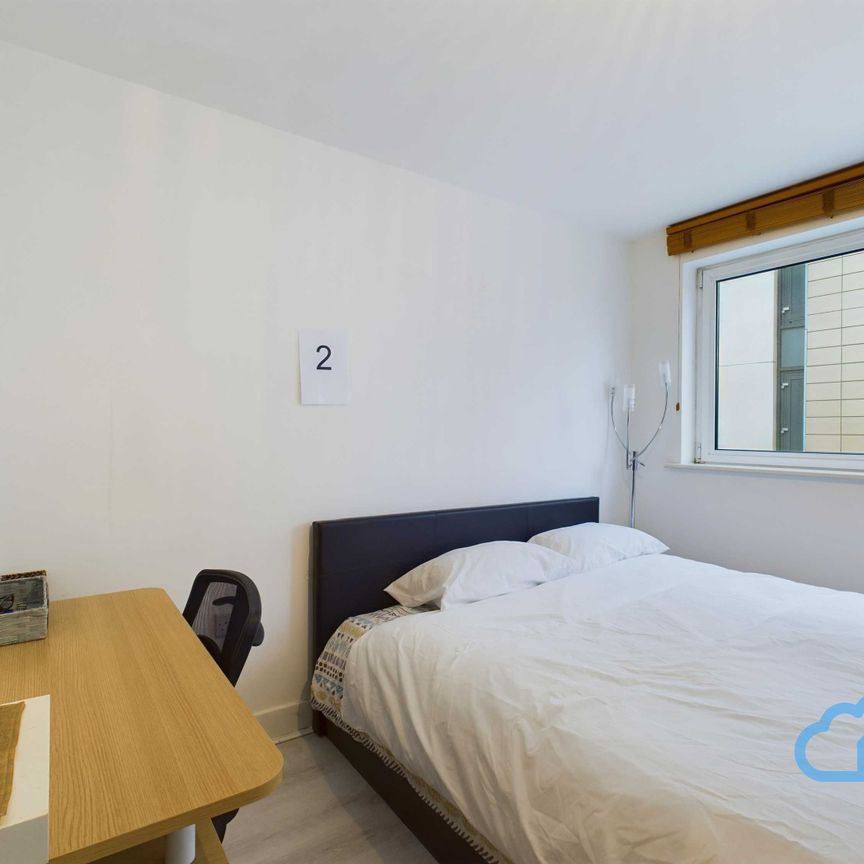 RM2 Basin Approach | Newham | London | E16 2FE - Photo 1