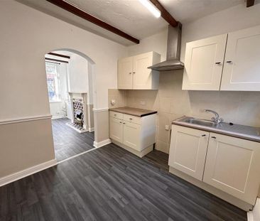 2 bedroom terraced house to rent - Photo 4