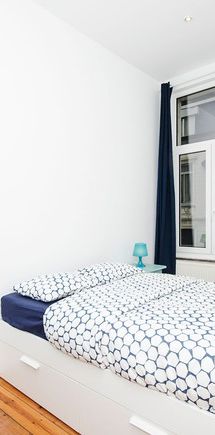 Room at Rue Elise 120 - Photo 1