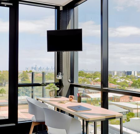 Greatest (Balcony) - Photo 5