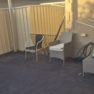 3-bedroom shared house, Yalunga Street - Photo 2