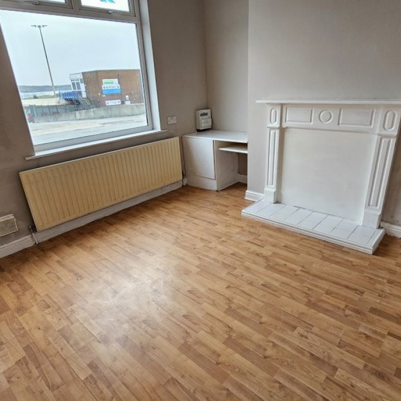 2 bed Terraced - To Let - Photo 1