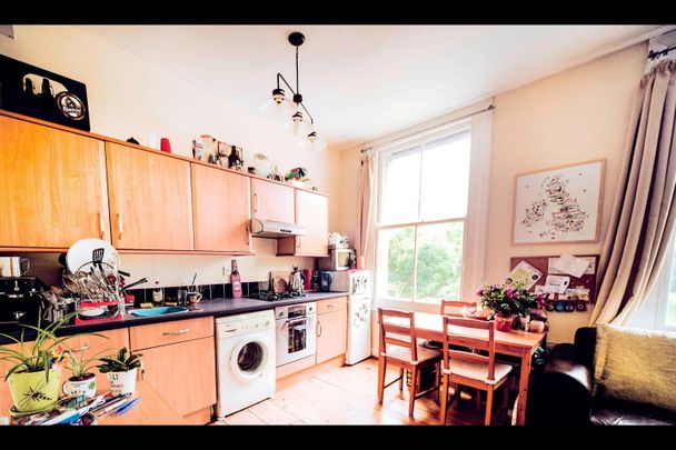 2 Bed Flat, Holloway Road, N19 - Photo 1