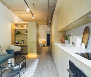 Studio to rent - Photo 1