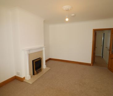 1 bedroom semi-detached house to rent - Photo 2
