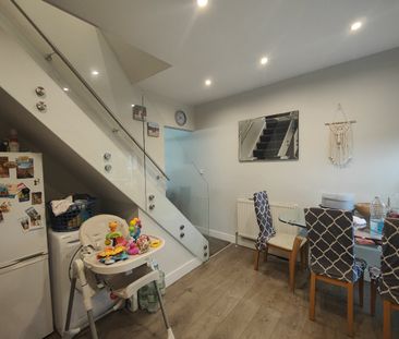 2 bedroom house to rent - Photo 3