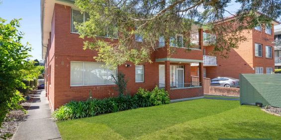 Light Filled Two Bedroom Unit in a Prime Ashfield Location - Photo 3