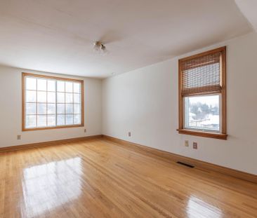 For Lease - 412 South Pelham Road, Welland, Ontario - Photo 2