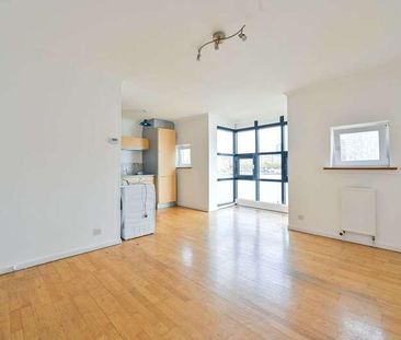 Mermaid Court, Canada Water, SE16 - Photo 1