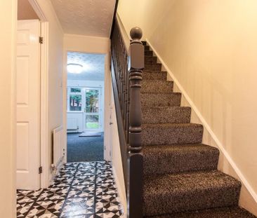 2 bedroom semi-detached house to rent - Photo 6