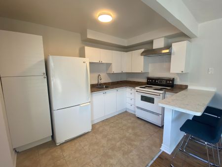 For Lease - 199 Ninth Street Unit# 4, Toronto, Ontario - Photo 2