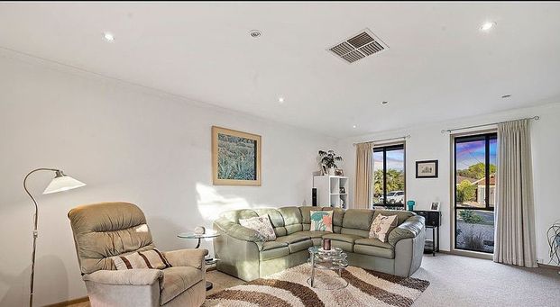 Comfortable & Quiet - Photo 1