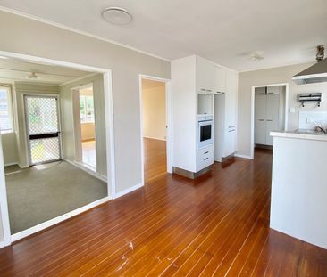 32 Cardiff Road, Pakuranga, Auckland - Photo 3