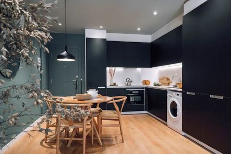 Carrer de Sicília, Barcelona, Catalonia 08013 - Photo 5