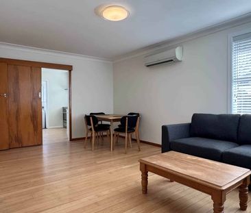 Sunny, Private 2-Bedroom Unit in Top Glendowie... - Photo 1