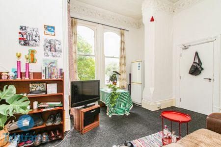 1 bed Detached House for Rent - Photo 2