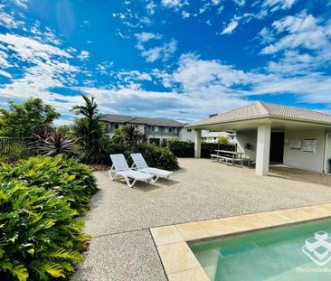 Fully Air Conditioned! - Photo 2