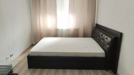 1 camera, decomandat, 35 mp, de inchiriat apartament in zona CUG, Cartierul Visioianu, Cod 163433 - Fotografie 3