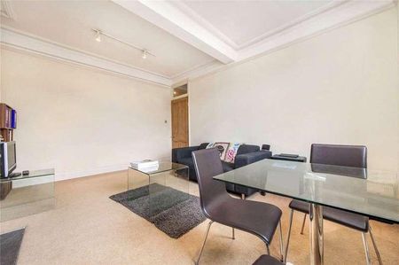 St. Martin's Lane, Covent Garden, London, WC2N - Photo 2