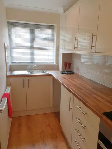 Sorrells Close, Chineham - Photo 3