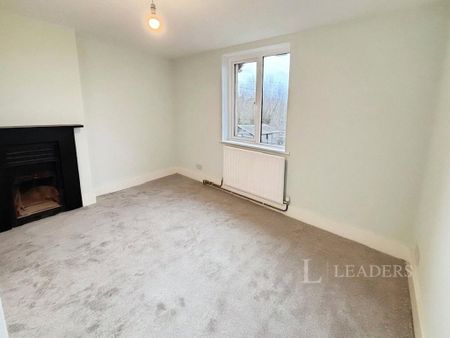2 bedroom semi-detached house to rent - Photo 2