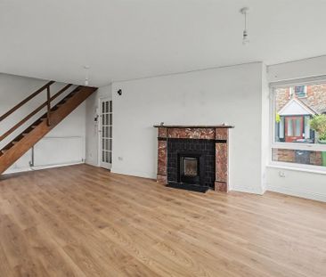 4 bedroom detached house to rent - Photo 1