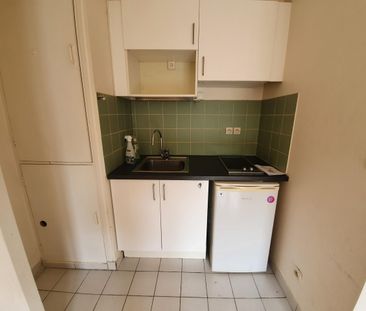 Location Appartement 2 pièces 36m² LILLE 59000 - Photo 3