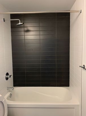 For Lease - 4055 Parkside Village Drive Unit# 1614, Mississauga, Ontario - Photo 1