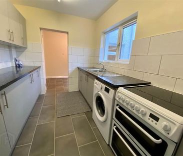 37 Lismain Street, Ravenhill Avenue, Belfast, BT6 8NN - Photo 3