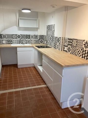 Location Maison 4 pièces 92m² CARCASSONNE 11000 - Photo 5
