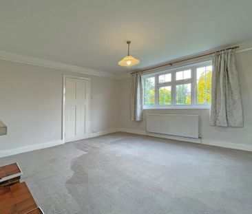 Reigate Road, Epsom, KT17 - Photo 2