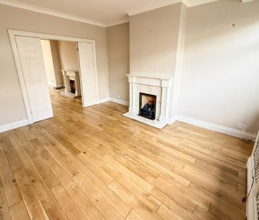 4 bedroom semi-detached house to rent - Photo 1