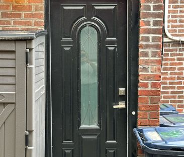 For Lease - 48 Euclid Avenue Unit# Lower, Toronto, Ontario - Photo 5