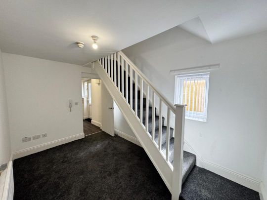 To let : Westbourne grove , Redcar , TS10 - Photo 1