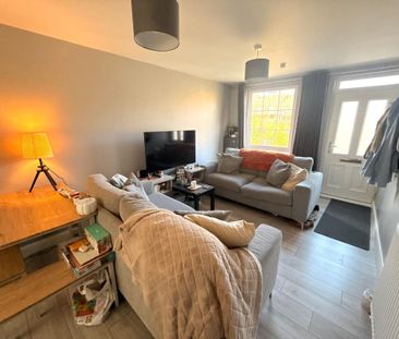 2B Windsor Court, Windsor Park,, Belfast BT9 6JE - Photo 1