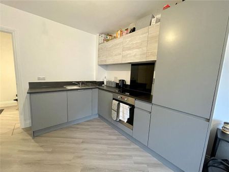 1 bedroom apartment to rent - Photo 4